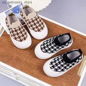 Sneakers Childrens casual shoes boys sports girls canvas fashionable classic breathable soft spring/summer 2024 brand new childrens Q240412
