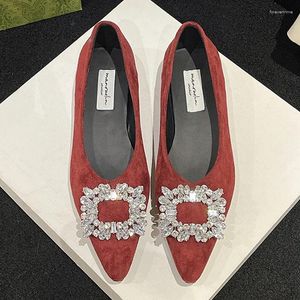 Lässige Schuhe Frühling Sommerflats Frau Luxuskristall Spitzer Zeh auf Damen flach weibliche sexy Boot Mocasines Designer