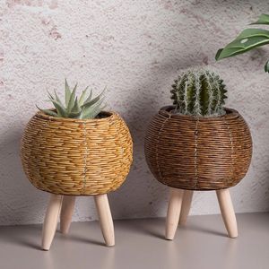 Imitazione vintage rattan piastrelle di scaffali di fiori intrecciati cesto di stoccaggio fatto a mano con gambe in legno rimovibile supporto per vaso per pianta 240409