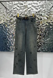 Design de moda Canda alta Straght Bordid Pattern Jeans com cinto Mulheres azuis colorida rua calças casuais soltas jeans