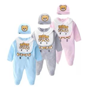 2021 Kids Romper Spring Fashion Nyfödd baby pojke kläder bomullstecknad liten björn nyfödd liten baby flicka jumpsuit och hatt bi9036516