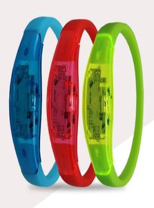 LED de controle de pulseira piscando por meio de som de música ativada Music Light Up Bangle Fank Club Party Cheer