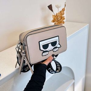 Hot Style Fashion Karl Lagerfield Shoulder Bags Korean Creative Crossbody Bag Small Square Camera Bag Designer Väskor för Womens Messenger Purse