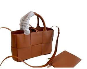 Top Quality Designer Luxury Arco Introccio Andiamo Bottegaa Bag Woven Leather Tote Bag Shopping Bag Handbag Womens Vacation Beach Bag Green Shoulder Bag 225