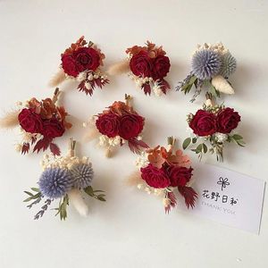 Dekorativa blommor Artificial Rose Wedding Groom Boutonniere Flower Men Bridesmaid Wrist Corsage