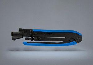 Elektrische Striping -Werkzeuge 1PCS -Kompressionsdrahtdraht Crimper Plier Pliher Crimping Tool für RG59 RG6 RG11 F Koaxialstecker Kabel Y2003212875016