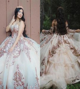 2021 Sexig Rose Gold Sequined Lace Quinceanera Dresses Ball Gown Crystal Beads Sequin Sweetheart med ärmarna Champagne Ruffles PA9505821