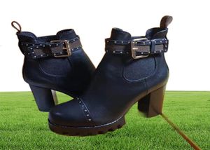المرأة المصممة الفاخرة أحذية الجلود الجلدية في الكاحل الحذاء كعب الكعب مارتن أحذية جلدية منصة التمهيد 100 أحذية حقيقية الجلود القصيرة 6285446