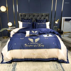 Sängkläder sätter lyxigt smidigt mjukt 600TC Silk Cotton Set Gold Wing Embrodery Däcke Cover Monterat lakan Kudde Hemtextiler