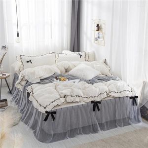 Bedding Define Winter Warm Velvet Flannel Set Little Bed Lothing for Childing Single White Fleece Duvet Salia e fronha
