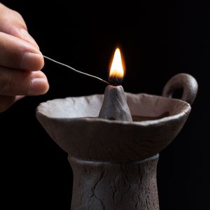 Ręcznie robiona ceramika lampa olejowa Zen Świeczca ROZDZIAŁOWA CRETERIZACJA DOMOWEGO RETRO LAMPY LAMPE LAMPĘ LAMPY Buddy Lampa Dekoracje