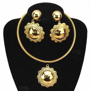 Colares pendentes Dubai Gold Color Jewelry Conjuntos para colar de mulheres e brindes para festa de casamento de qualidade para festa de noiva FHK17064