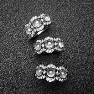 Kluster ringar design diamantfrö ägg runda kalkedonöppning justerbar ring kinesisk retro charm märke silver smycken