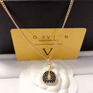Luxury Gold-Plated Necklace Brand Designer New Print Hang Tag Fashionable Womens Necklace High-Quality Charm Trend Boutique Gift Box With Birthday Party
