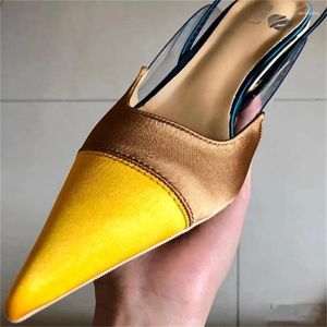 Kleidungsschuhe Nähleitungen für Lady Speced Toes Womens Transparent Belt High Heels gemischte Farben weiblicher Sandalen Rückengurt Zapatos Mujer