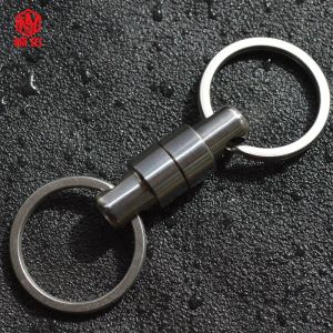 Keychains 1PC Outdoor EDC Tool Separable Large Titanium Alloy Magnetic Keychain Key Ring Accessories Quick Hook Hanging