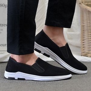 Lightweight Outdoor Comfortable Soft Sneaker Shoes for Man and Women 051