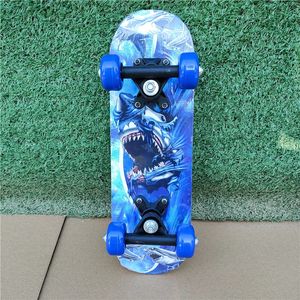 43cm Children Skateboard Maple Double Rock Skate Board Childrens Patin Kids Skateboarding Cartoon Sticker Skates Longboard 240327