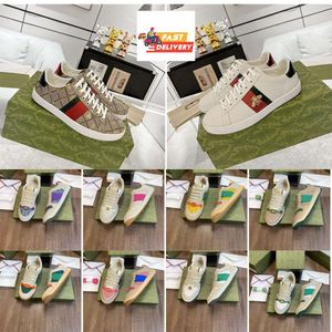 2024 Designer Sapatos casuais Ace Sneakers Low Womens Shoe Sports Trainers Tiger Bordado Black White Green Stripes Walking Menas Mulheres 1977