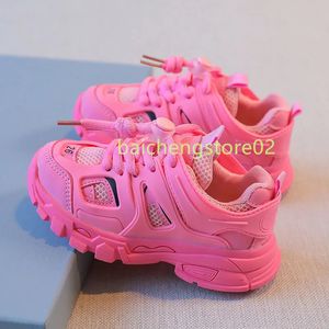 2024 Child Love Kid Buty mody dla dzieci Basketball Sneakers Baby Boy Athletic Shoe Hook Pętla dla młodzieżowych maluchów EU 26-35 L2