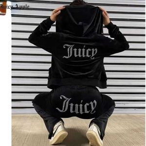 2024 Juicy Apple Women's Tracksuits Veet Sying Suits Outfit Two Piece Jogging Set Velor Sweatshirt Hoodie Pants Suit Womens Tidal Flow Design H668