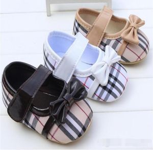 Классическая холст New Baby Shoes 2020Fashion Toddler Baby Boy Shoes 11 см 12 см 13 см. Детские девочки обувь первые Walkers3766115