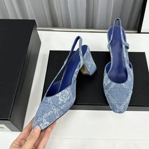 9a kvinnors slingbacks klänningskor glid på loafers balettskor med båge designer denim blå svart chunky låga klackar fyrkantiga tår sandaler damer bröllop sko flickor glider