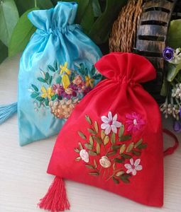 Ship 20pcs Handmade High quality 1317cm 1721cm Embroider Brocade Brocart Bag Jewelry Bags Candy Beads Bags Wedding Party Gi6831911