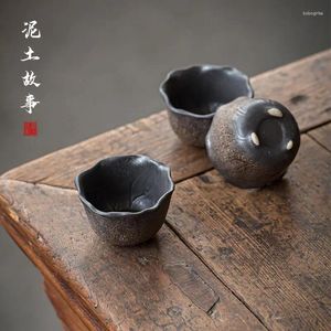 Tazze di piattini taglie da tè a foglie di loto retrò in ceramica ruvida tazza di ceramica giapponese in stile piccolo bicchiere di vino color glassa tè fatto a mano