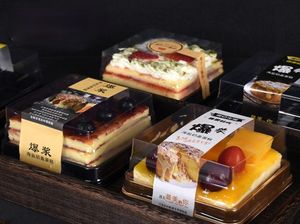 透明なプラスチックケーキボックススクエアケーキデザートベーカリーギフトパッケージボックスフードコンテナ全体12126CM3837573