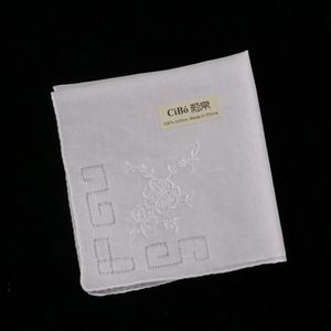 S012 12 قطعة مصنوعة يدويًا تطريزًا مرسومًا Handkie White Cotton Clankerchief 240401