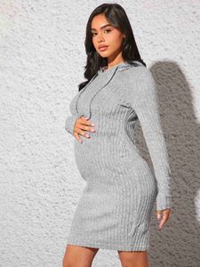 Mutterschaftskleider Frauen Mutterschaft Herbst Rippte Strickkleid Fashion Premama Langarm Langarm Solid Kapuze -Midi -Kleider Schwangeres schlankes Bodycorn Partykleid 24412