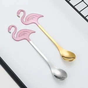 Skedar 1pc flamingos sked rostfritt stål långt handtag plattvaror kaffekaka drickverktyg kök gadget bordsartiklar