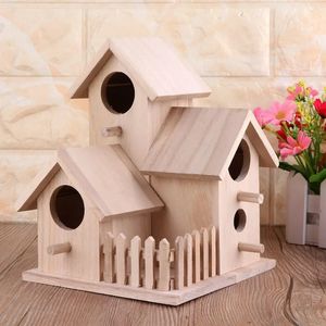 Creative Wooden Bird House Breeding Cage Box Feeding Nest Garden Backyard Balcony Pendant Simulation Fence Birdhouse Home Decora 240412