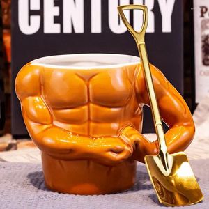 Kubki Creative Muscle Man Man Man Mub Ceramiczny Puchar z Spoon Osobowość Zabawny porcelanowy prezent urodzinowy