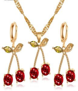 2020 Neues Kristall -Kirschschmuck Set für Brauthochzeitschmuck goldene rotes Kirschheiz Ohrringe Halskette Sets3735668