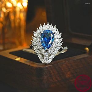 Pierścienie klastra 2024 Europejski i amerykański lider królewski Blue Droplet 925 Zestaw srebrnego pierścienia z wysokim węglowym diamentem Crushed /Cut Wedding