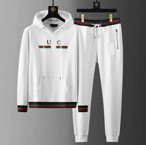 Tech Fleece Men Traccia della tuta per due pezzi Set Designer Allenamento Spet Sports Hoodie di alta qualità Big and Tall Comfy Sweat Sweat SUD SP1617608