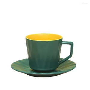 Canecas Creative Simple Contrast Color Coffee Cup Ceramic com Bandejas Nordic Tarde Tea Office