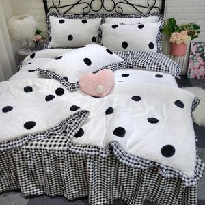 Bedding Sets Winter Coral Fleece Flannel Thick Warm Floral Home Set Sheet Pillow Cases Duvet Cover Polka Dot M32