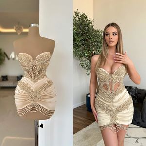 Strapless Beaded Short Prom Dress Sexy Sleeveless Formal Evening Gowns Sequins Lace Pearls Above Knee Length Party Dresses