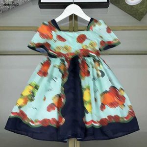 豪華な女の子のパーティードレスフルーツパターン印刷ベビースカートサイズ100-160 cmキッズデザイナー服サマープリンセスドレス24april