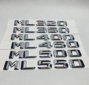 Adesivi per auto Chrome ML320 ML350 ML400 ML450 ML500 ML550 Lettere di badge Emblema del bagagliaio posteriore per Mercedes ML Classe4392232