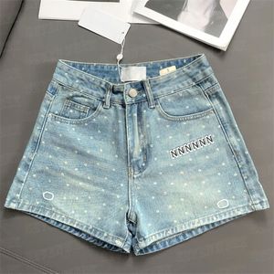 İşlemeli Mektup Kısa Pantolon Kadın Tasarımcısı Düz ​​Bacak Denim Şortları Yüksek Sokak Hiphop Jeans Giyim