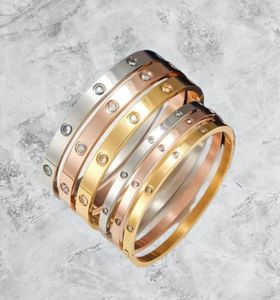 Lyxdesigner smycken Mensarmband för kvinnor Fashion Bangle Buckle rostfritt stål Diamond Nail Simplicity No Bolt Driver Silv7548522