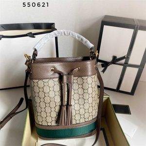 Kosmetiska väskor designer crossbody axelväska