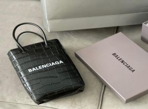 Palishi Mostrar bolsa de celular de câmera de couro de vaca pequena com o padrão de crocodilo de cera de óleo para homens e mulheres Box Factory Outlet ST8309172