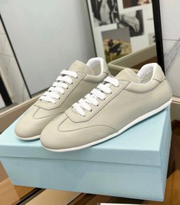 2024SS Стильные мужчины Prax 01 Runner Sports Sports обувь кожа кожа кожа Ivory Black Grey Light Rubber Sole Trainers ежедневно