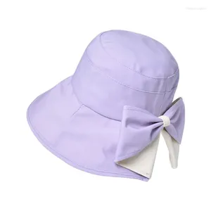 Berets 2024 Элегантная ведро шляпа для девочек Женщины поездка на рыбаком с большим бахнотом с твердым цветом на открытом воздухе лето