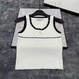 Frauen Tanks Camis Designer 2024 Frühling/Sommer Neuer Xiaoxiang -Stil Schwarz -Weiß -Runde Hals Stricktop für schlanke fit ärmellose Heiße Diamant E4PP